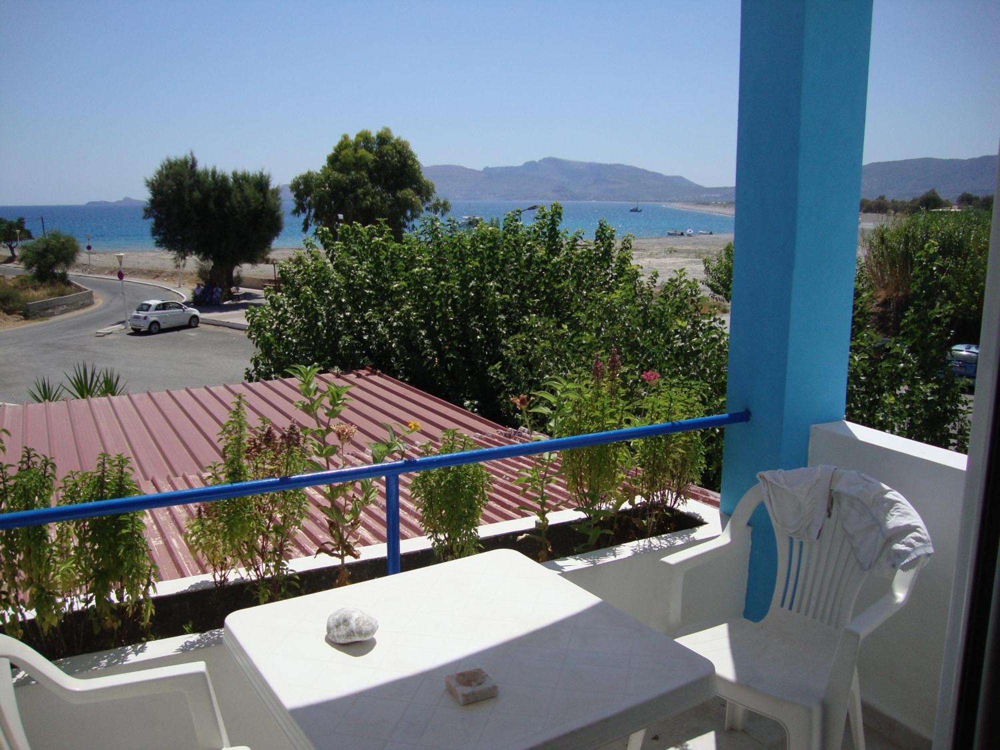 Tommy's Aparthotel Charaki