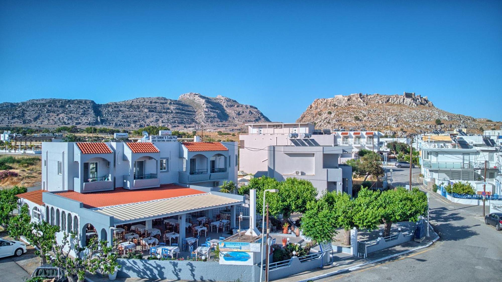 Aparthotel Tommy's Charaki