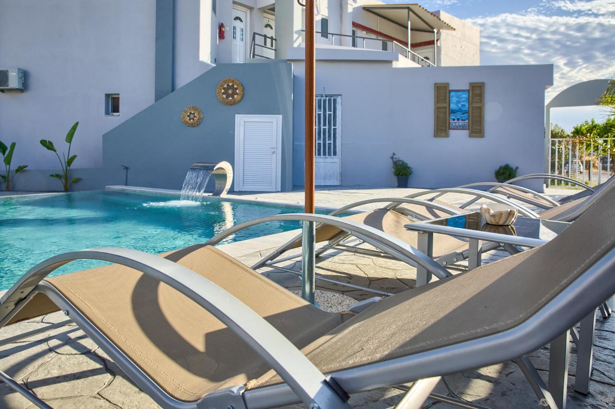 Tommy's Aparthotel Charaki